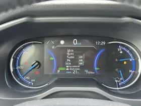 Toyota RAV4 (2022) thumbnail 8