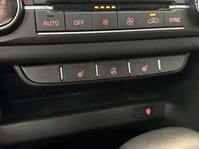 Kia Ceed (2022) thumbnail 17