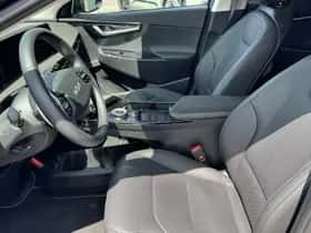 Kia EV6 (2024) thumbnail 8