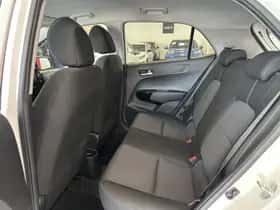 Kia Picanto (2021) thumbnail 16