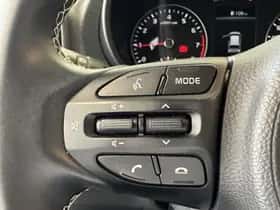 Kia Picanto (2021) thumbnail 8