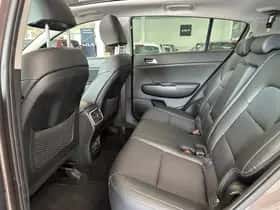 Kia Sportage (2021) thumbnail 49