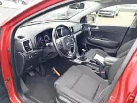 Kia Sportage (2016) thumbnail 11