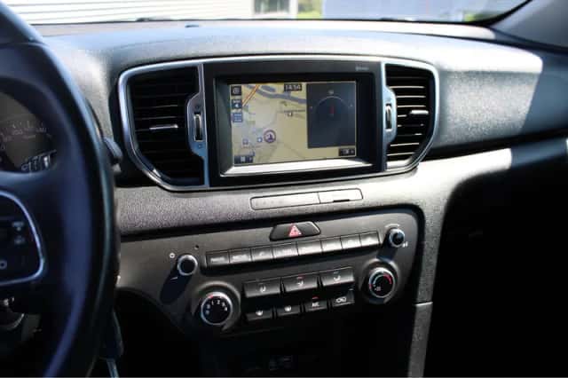 Kia Sportage (2016) thumbnail 20