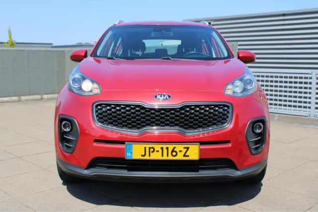 Kia Sportage (2016) thumbnail 3