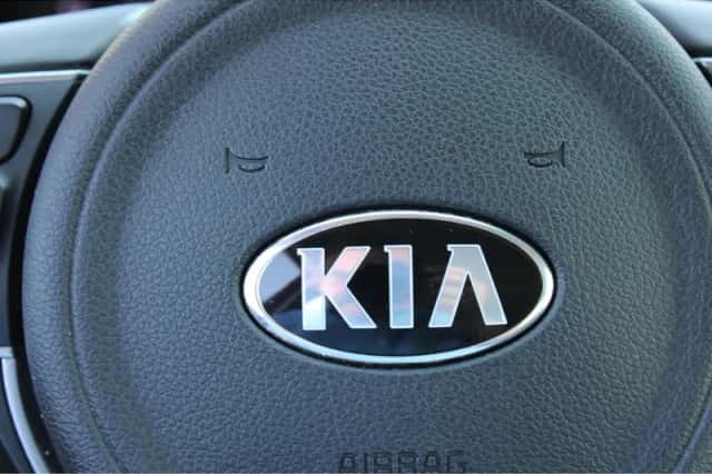 Kia Sportage (2016) thumbnail 23