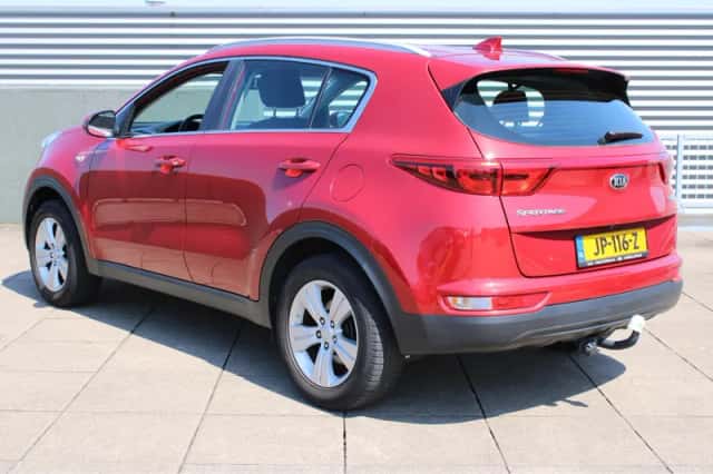 Kia Sportage (2016) thumbnail 5