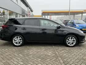 Toyota Auris (2015) thumbnail 33