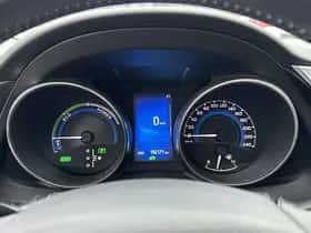 Toyota Auris (2015) thumbnail 42