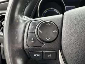 Toyota Auris (2015) thumbnail 43