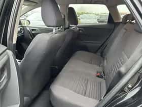Toyota Auris (2015) thumbnail 60