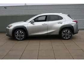 Lexus UX (2023) thumbnail 47