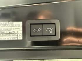 Toyota Corolla-cross (2024) thumbnail 51