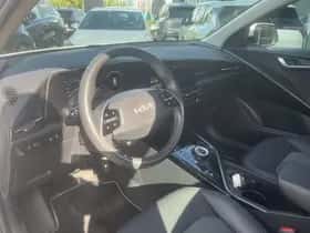 Kia Niro (2022) thumbnail 45