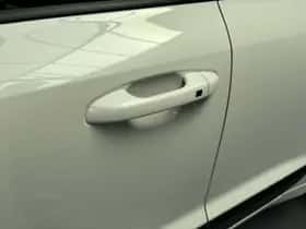 Kia Niro EV (2024) thumbnail 2