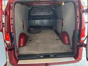Mercedes-Benz Vito (2023) thumbnail 45