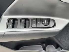 Kia Niro (2021) thumbnail 60
