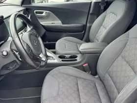 Kia Niro (2021) thumbnail 61
