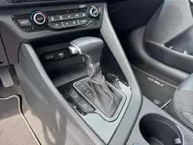 Kia Niro (2019) thumbnail 65