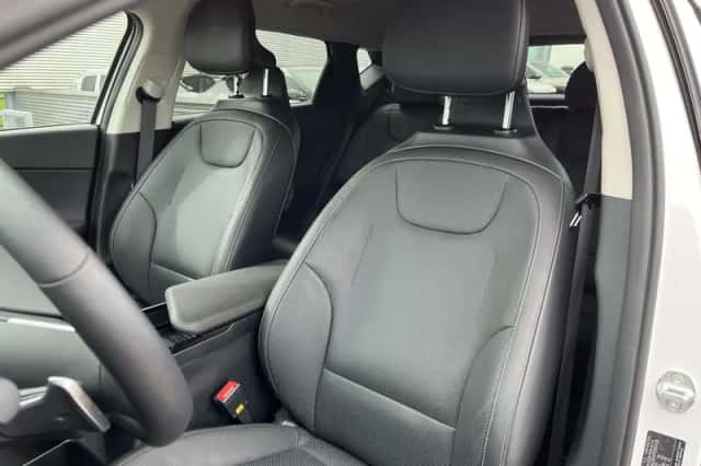 Kia EV6 (2024) thumbnail 6