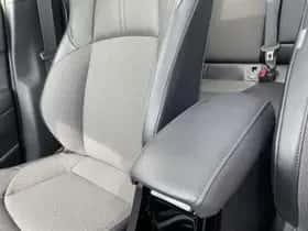 Toyota Corolla-cross (2024) thumbnail 39