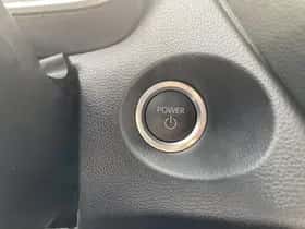 Toyota Corolla-cross (2024) thumbnail 86