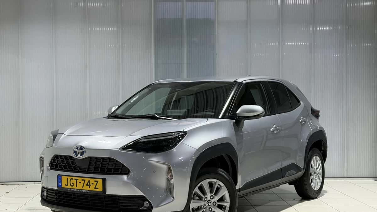 Toyota Yaris-cross (2024) — foto 1