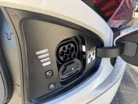 Kia EV6 (2024) thumbnail 12