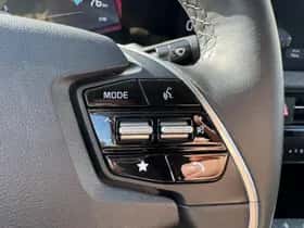 Kia EV6 (2024) thumbnail 33