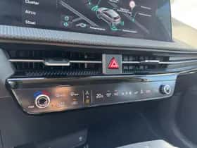 Kia EV6 (2024) thumbnail 37