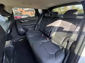 Kia EV6 (2024) thumbnail 61