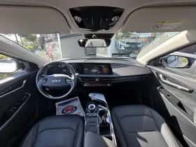 Kia EV6 (2024) thumbnail 63
