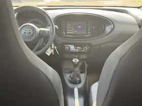 Toyota Aygo (2023) thumbnail 48