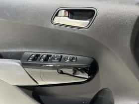 Kia Picanto (2020) thumbnail 37