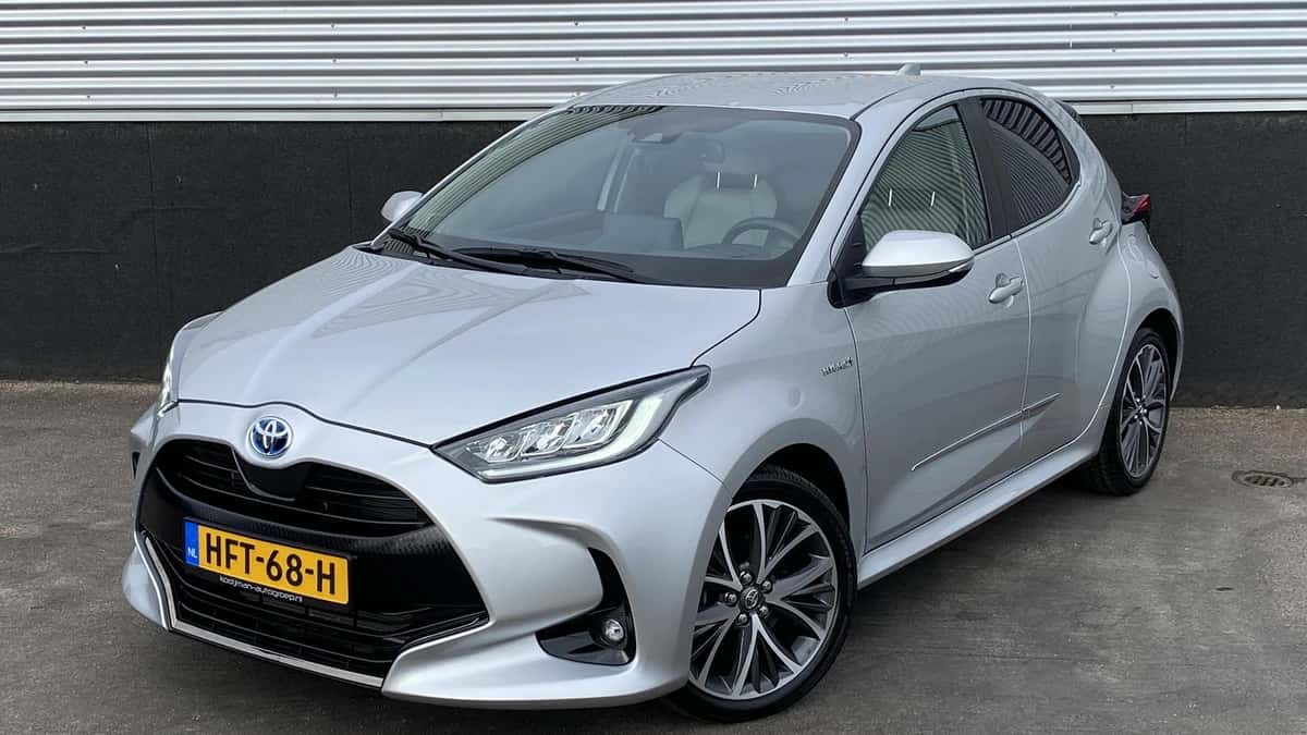 Toyota Yaris (2020) — foto 1