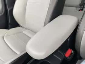 Toyota Yaris (2020) thumbnail 38