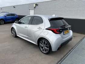 Toyota Yaris (2020) thumbnail 5