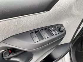 Toyota Yaris (2020) thumbnail 68