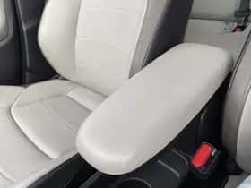 Toyota Yaris (2020) thumbnail 87