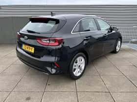 Kia Ceed (2018) thumbnail 28