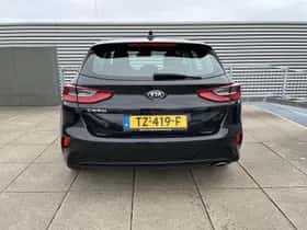Kia Ceed (2018) thumbnail 4