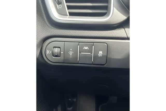 Kia Ceed Sportswagon (2024) thumbnail 12