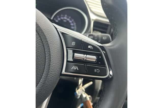 Kia Ceed Sportswagon (2024) thumbnail 14