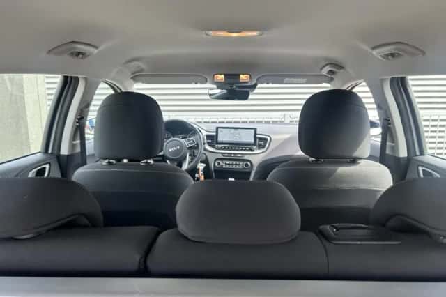 Kia Ceed Sportswagon (2024) thumbnail 20