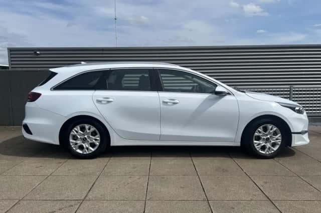 Kia Ceed Sportswagon (2024) thumbnail 6