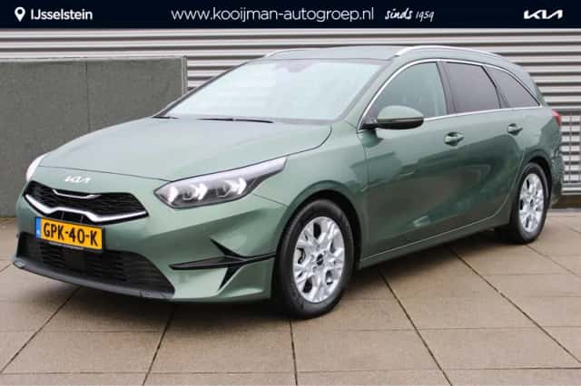 Kia Ceed Sportswagon (2024) thumbnail 1