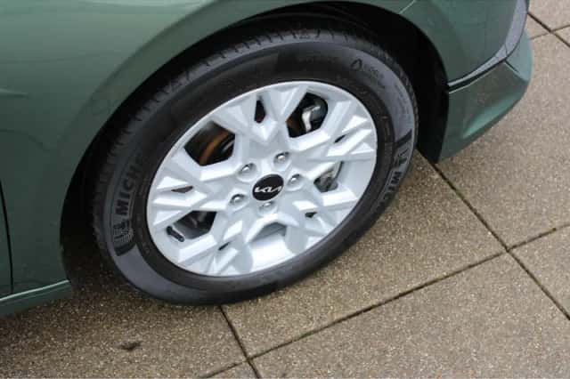 Kia Ceed Sportswagon (2024) thumbnail 9