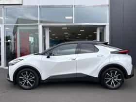 Toyota C-HR (2024) thumbnail 4