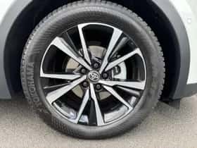 Toyota C-HR (2024) thumbnail 33
