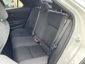 Toyota C-HR (2024) thumbnail 58